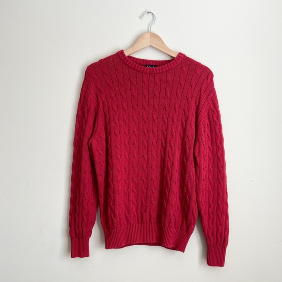 Jos A Bank Red Holiday Cable Knit Sweater size Medium - Picture 1 of 5